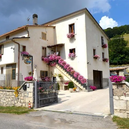 Fonte Lupini Lägenhetshotell Pescocostanzo